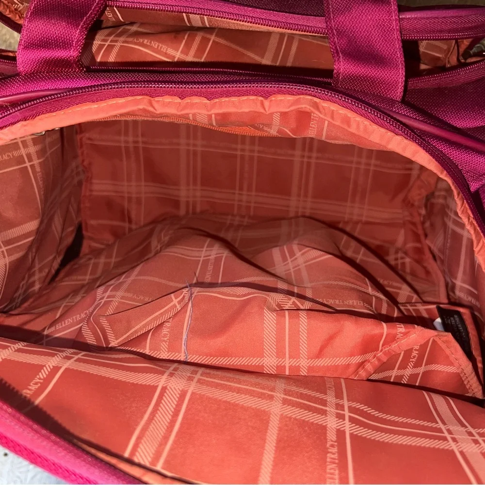 Ellen Tracy Magenta Travel Bag - Picture 7 of 11